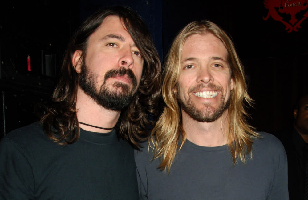 Taylor Hawkins and Dave Grohl - Grammys - 2007 - Avalon