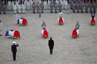 National ceremony in Paris to pay respect to the thirteen French soldiers killed in Mali