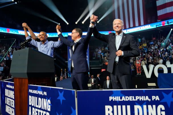 President Joe Biden stands on stage with Pennsylvania's Democratic gubernatorial candidate Josh Shapiro, second from right, former President Barack Obama, left, and Democratic Senate candidate Lt.  ((AP Photo/Patrick Semansky))