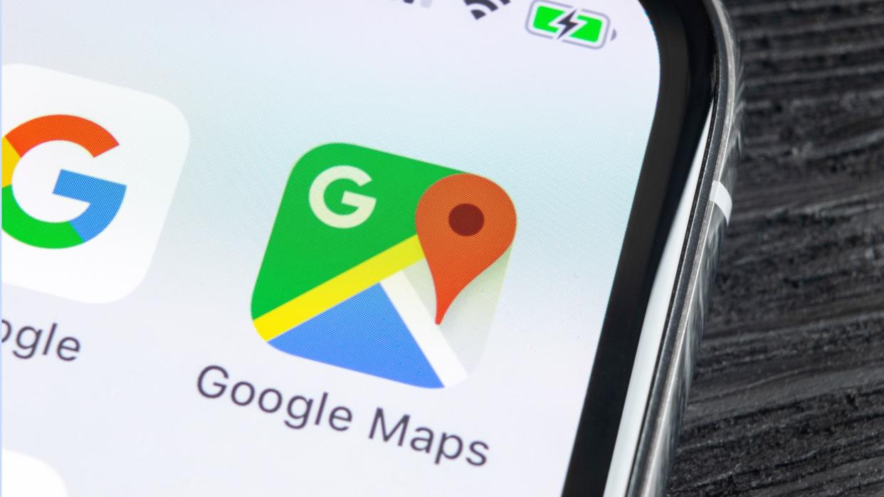  Google Maps app icon on iPhone . 