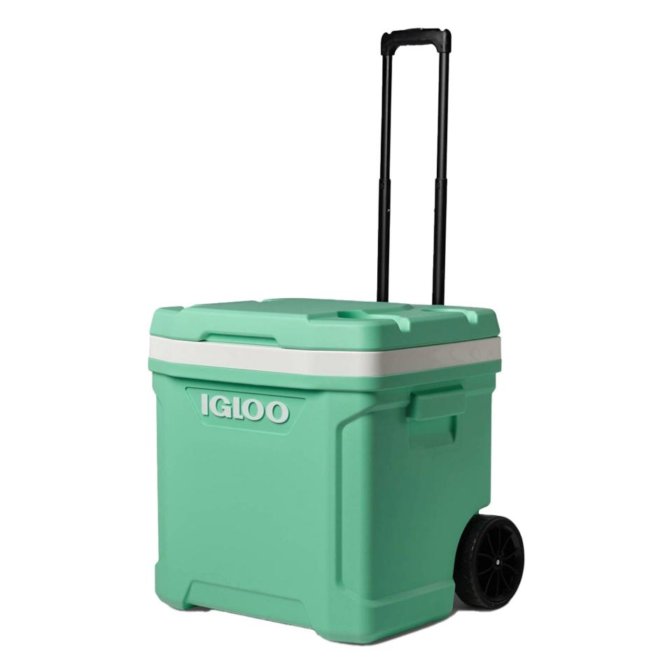 Igloo-Latitude-60-QT-The-Best-Beach-Coolers-Products