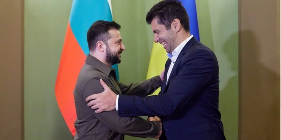 Kyrylo Petkov at a meeting with Volodymyr Zelensky during his visit to Kyiv in April 2022