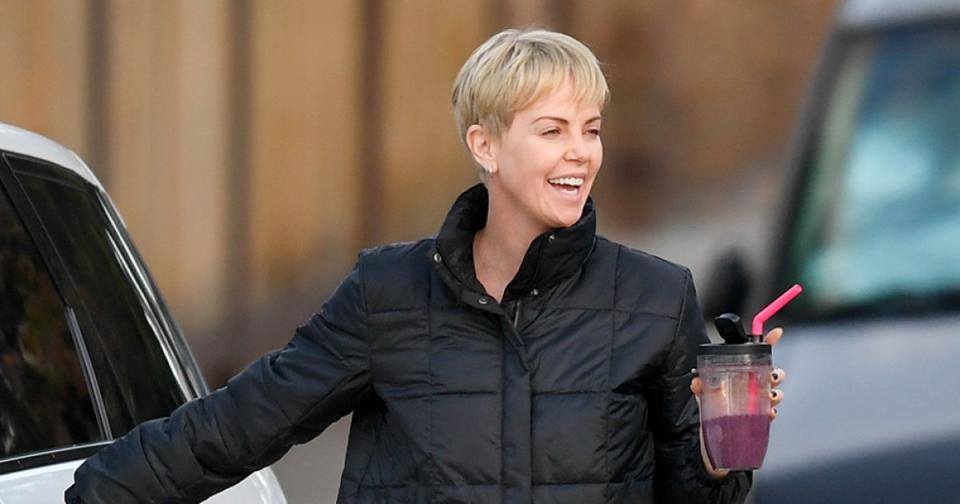 Charlize Theron Gets Her Juice on Post-Golden Globes, Plus Rob Lowe, Michael Strahan & More