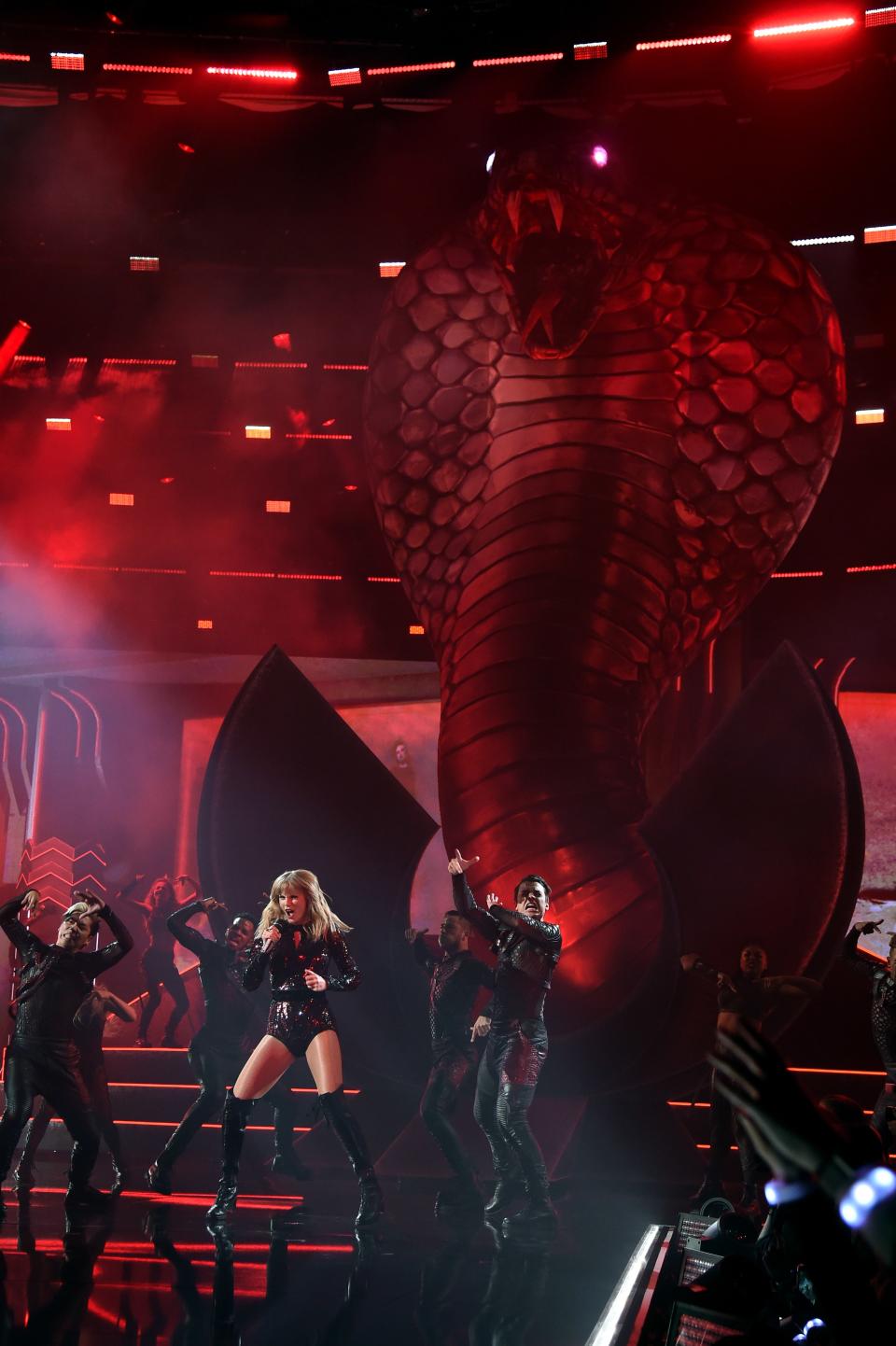 <h1 class="title">Taylor Swift's Snake "Karyn" Stole the Show at the AMAs 2</h1> <cite class="credit">Kevin Mazur/AMA2018/Getty Images</cite>