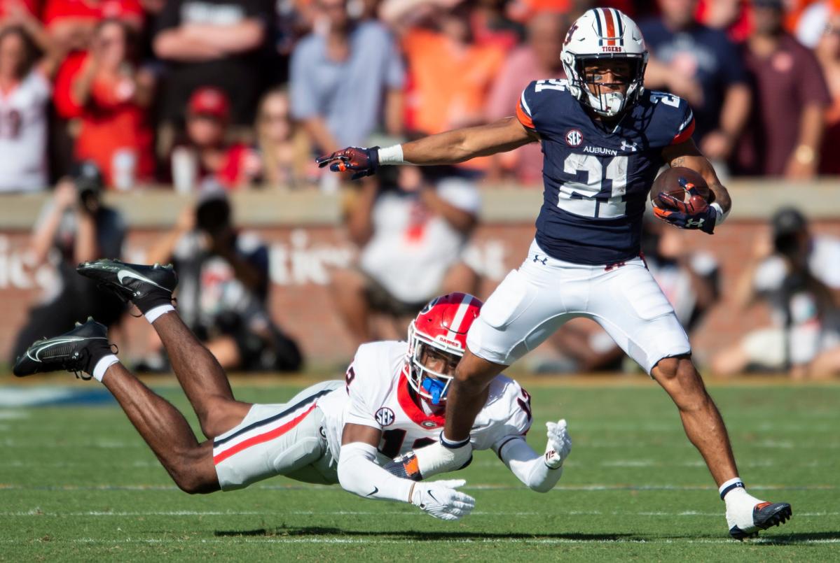 Week 2 Auburn football foe just had best showing since NFL star's tenure