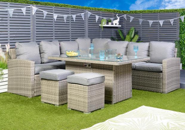 Hot Tubs And Egg Chairs, The Range Garden Seating