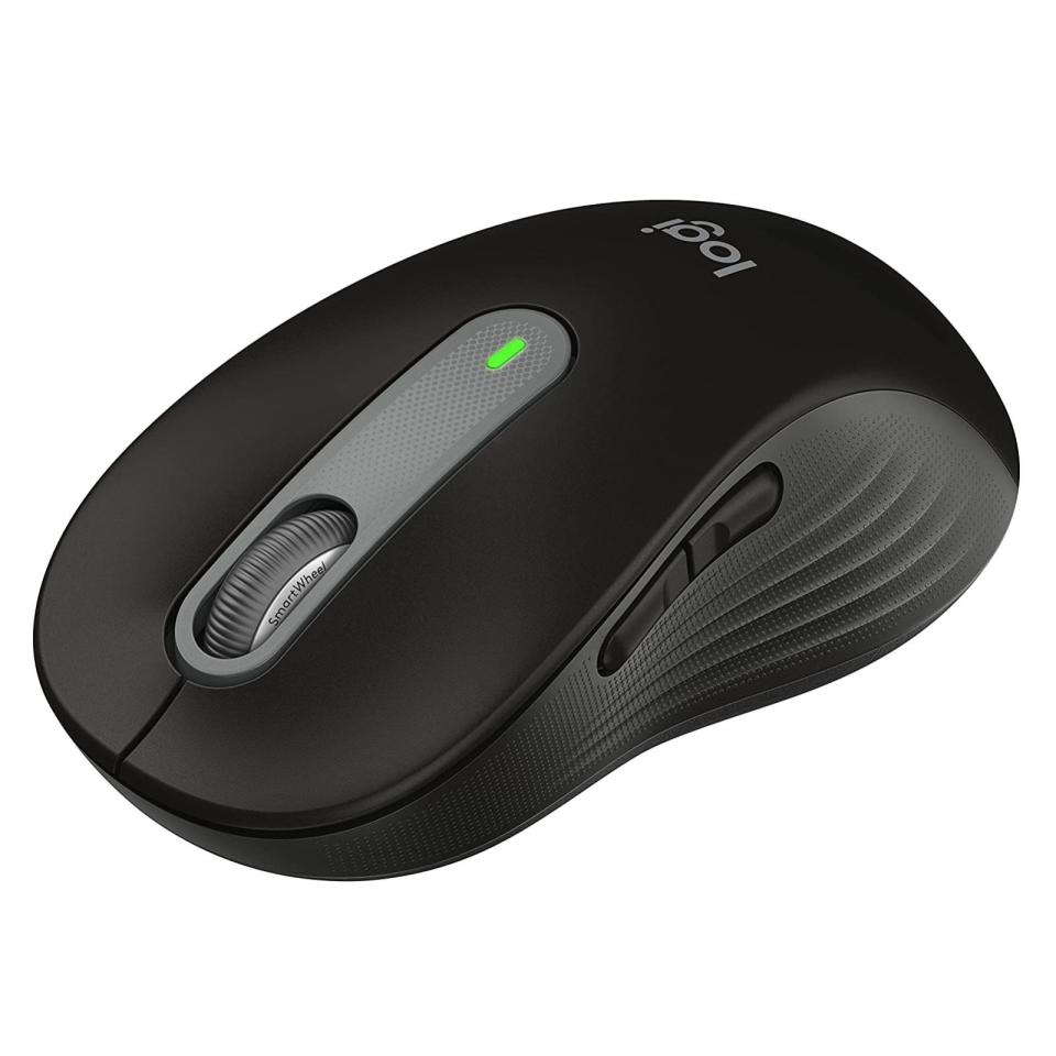 49) Signature M650 Wireless Mouse