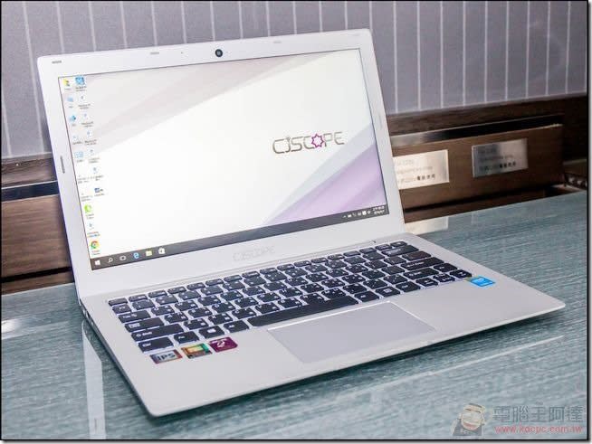 性價比全面超越Macbook Air 喜傑獅CJSCOPE Z-230 輕薄長效Ultrabook開箱評測