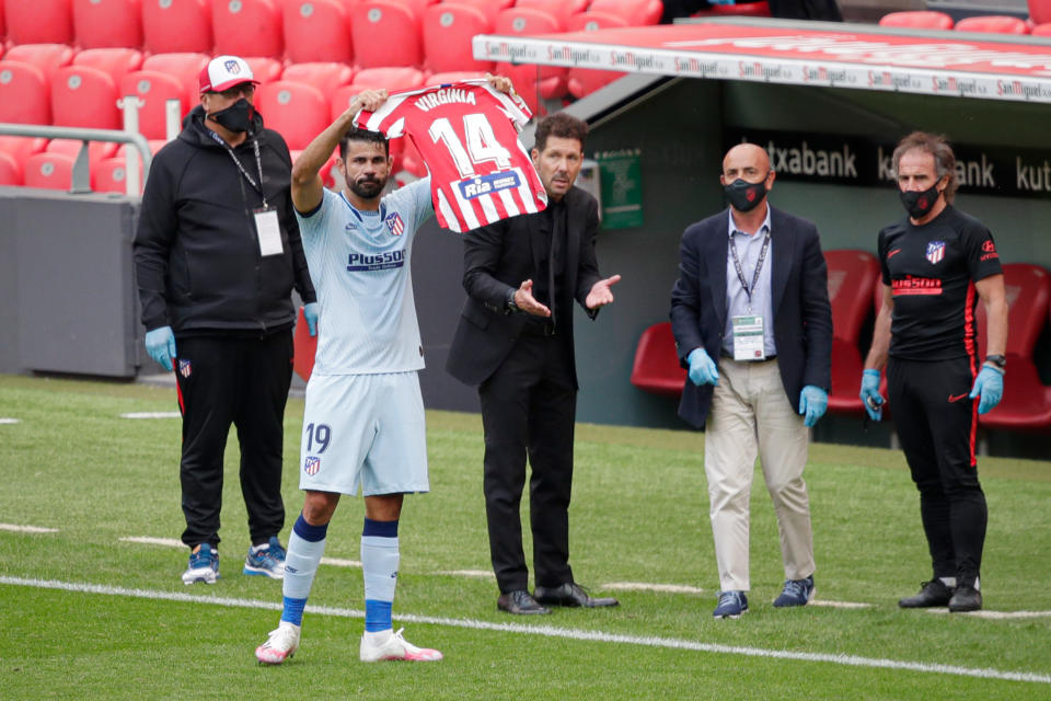 Diego Costa of Atletico Madrid celebrates his first goal of 2020 by dedicating it to Virginia Torrecilla, a player recovering from brain surgery. (Photo by David S. Bustamante/Soccrates/Getty Images)