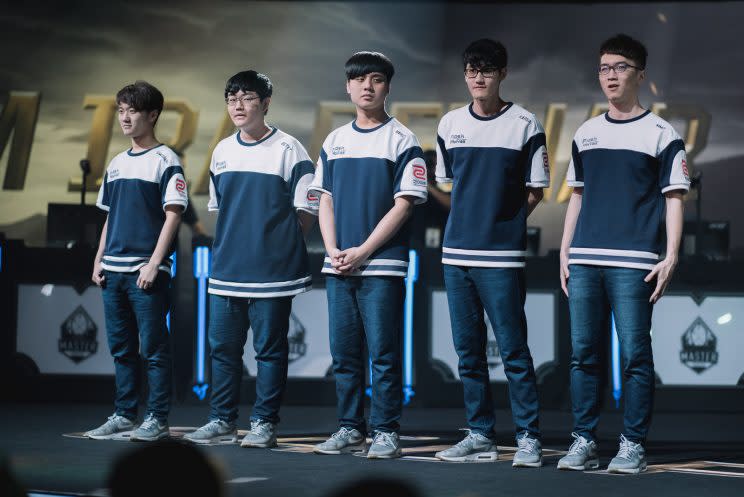 The Flash Wolves at the 2017 League of Legends Mid-Season Invitational (Riot Games Brazil/lolesportsbr)