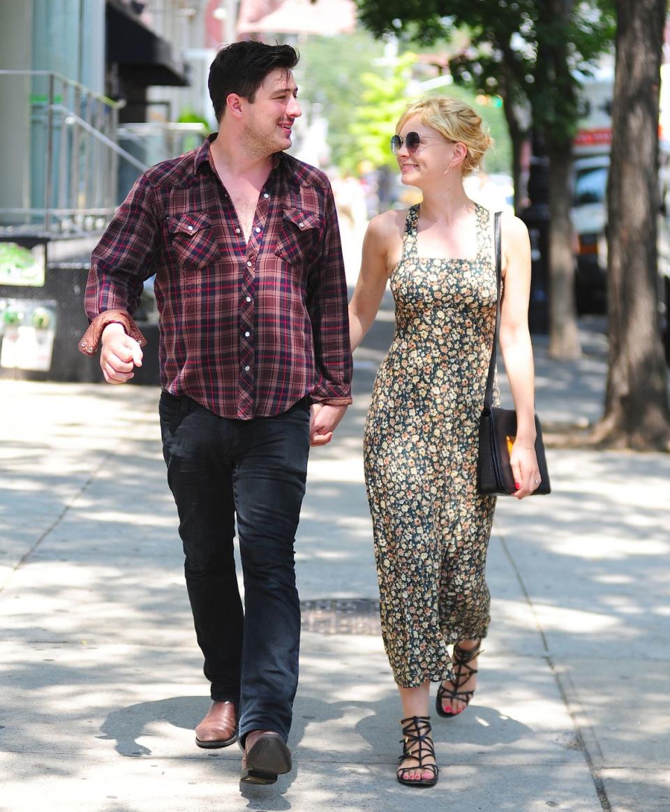 new york, ny august 02 marcus mumford and carey mulligan are seen in soho on august 2, 2012 in new york city photo by alo ceballosfilmmagic