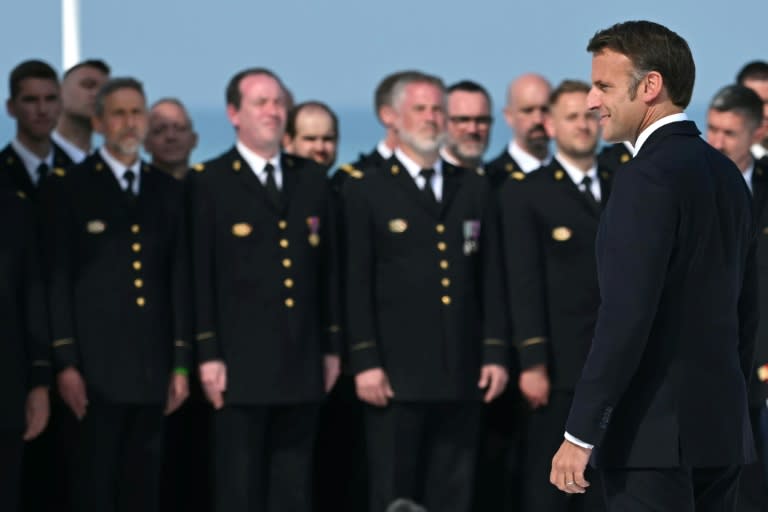 Frankreichs Präsident Emmanuel Macron hat bei den Gedenkfeiern zum D-Day zum Mut angesichts gewaltsamer Grenzverschiebungen aufgerufen. (SAUL LOEB)