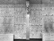 <p>A boarded-up barber shop Saturday in Miami Beach. (Photo: Holly Bailey/Yahoo News) </p>