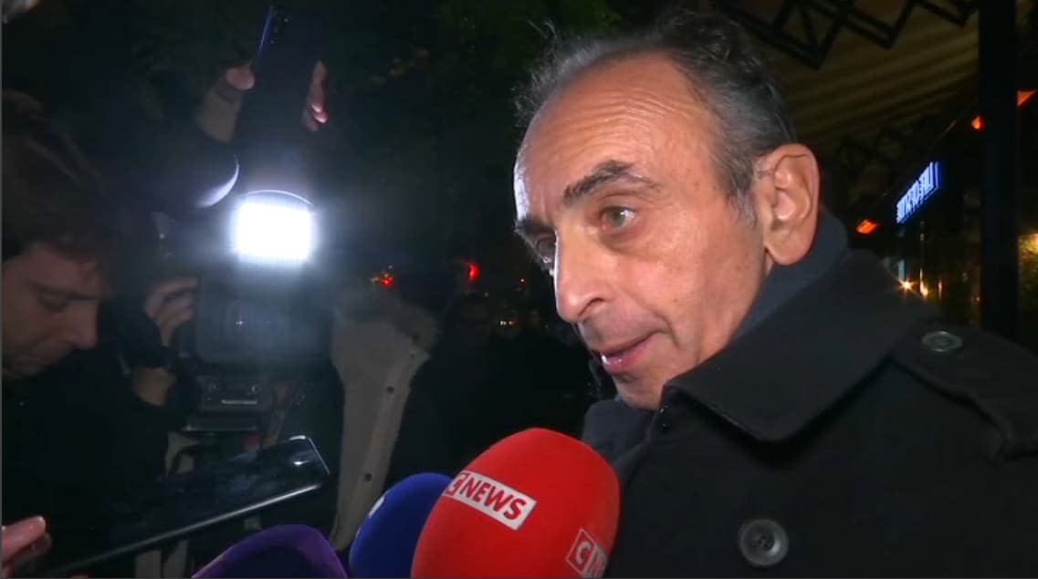 Éric Zemmour devant le Bataclan le 13 novembre 2021  - BFMTV