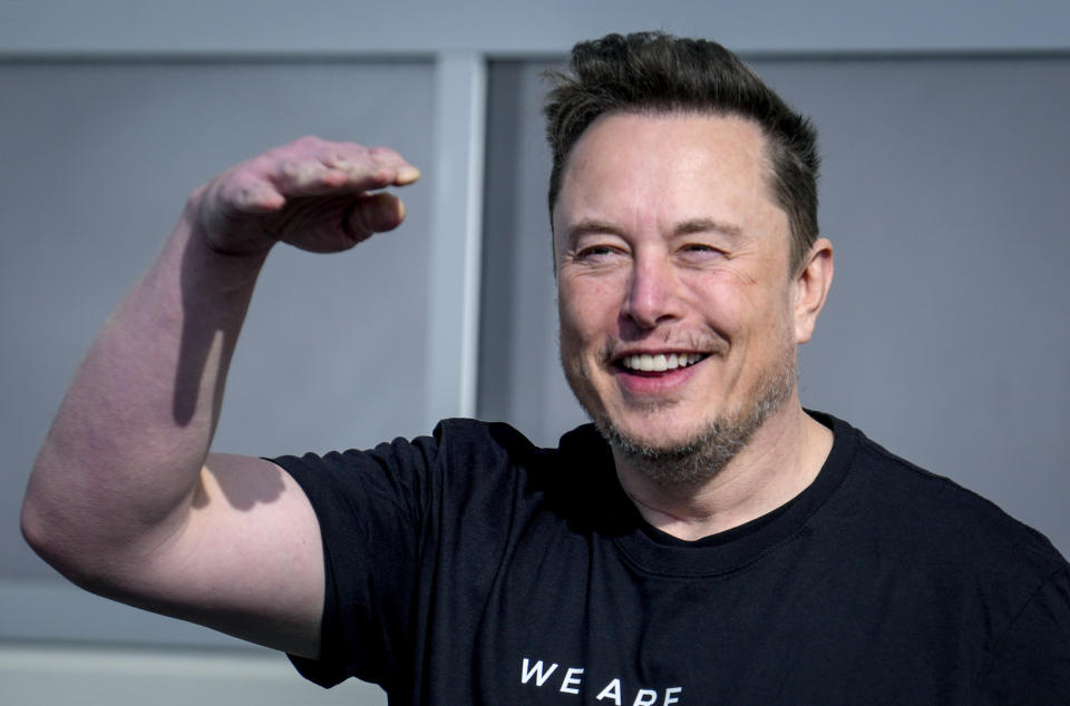 「我們不僅為Tesla開啟了新篇章；而是開始一本新書。」馬斯克說。