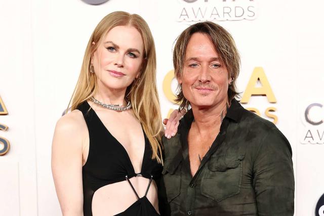 Nicole Kidman and Keith Urban Coordinate Their Outfits for Sexy 2023 CMA  Awards Date: See Her Abs-Baring Gown