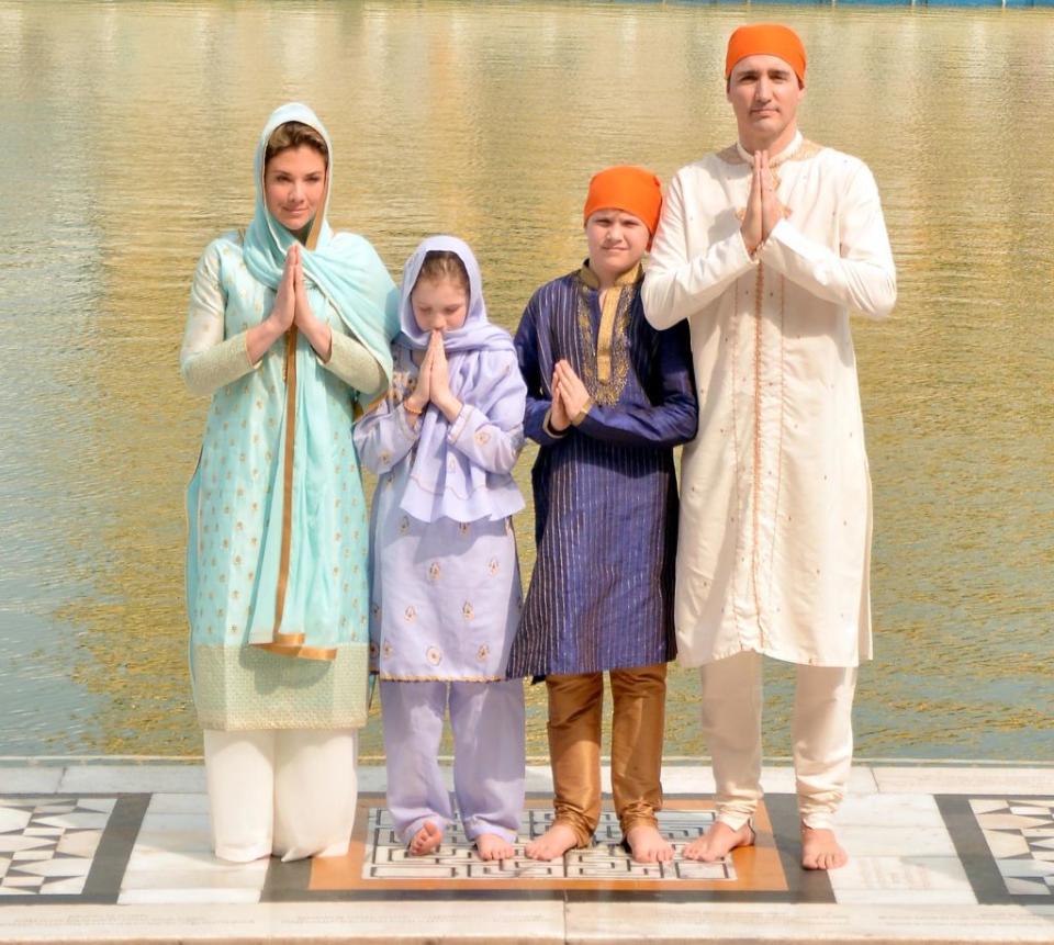 Sophie und Justin Trudeau verzaubern während ihrer Indianreise in traditioneller Punjabi-Kleidung