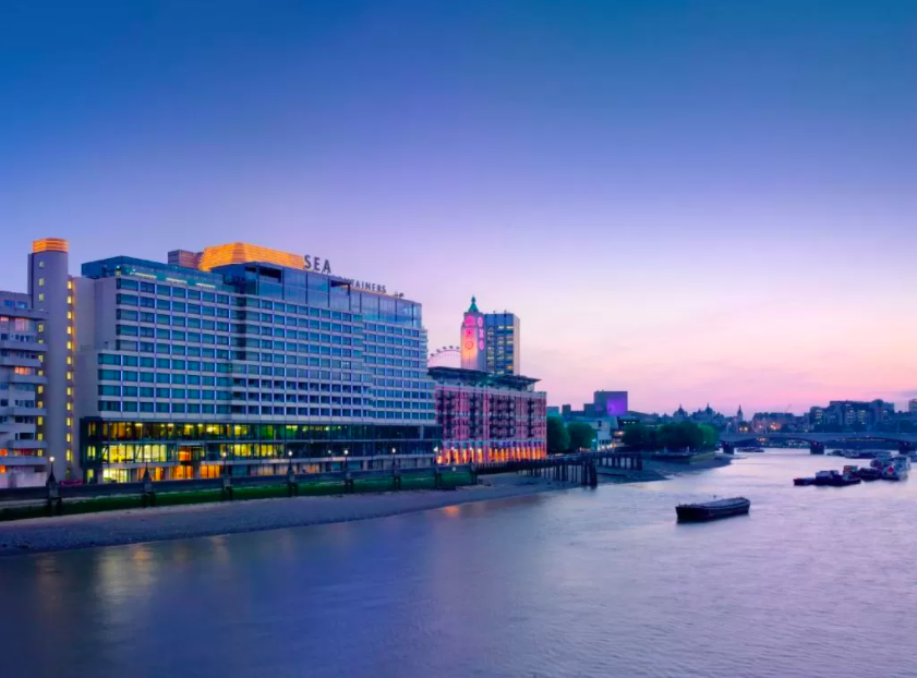 london hotels with a view