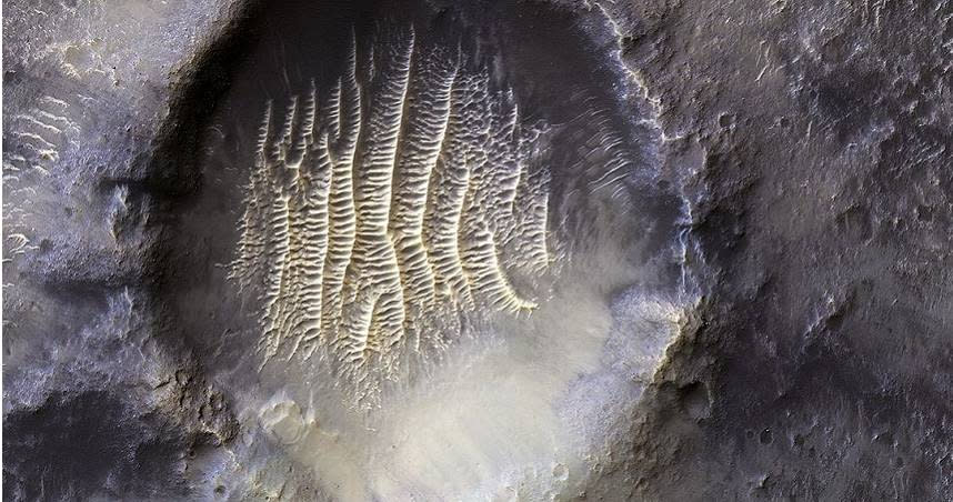 火星艾里隕石坑。（圖／翻攝NASA IG）