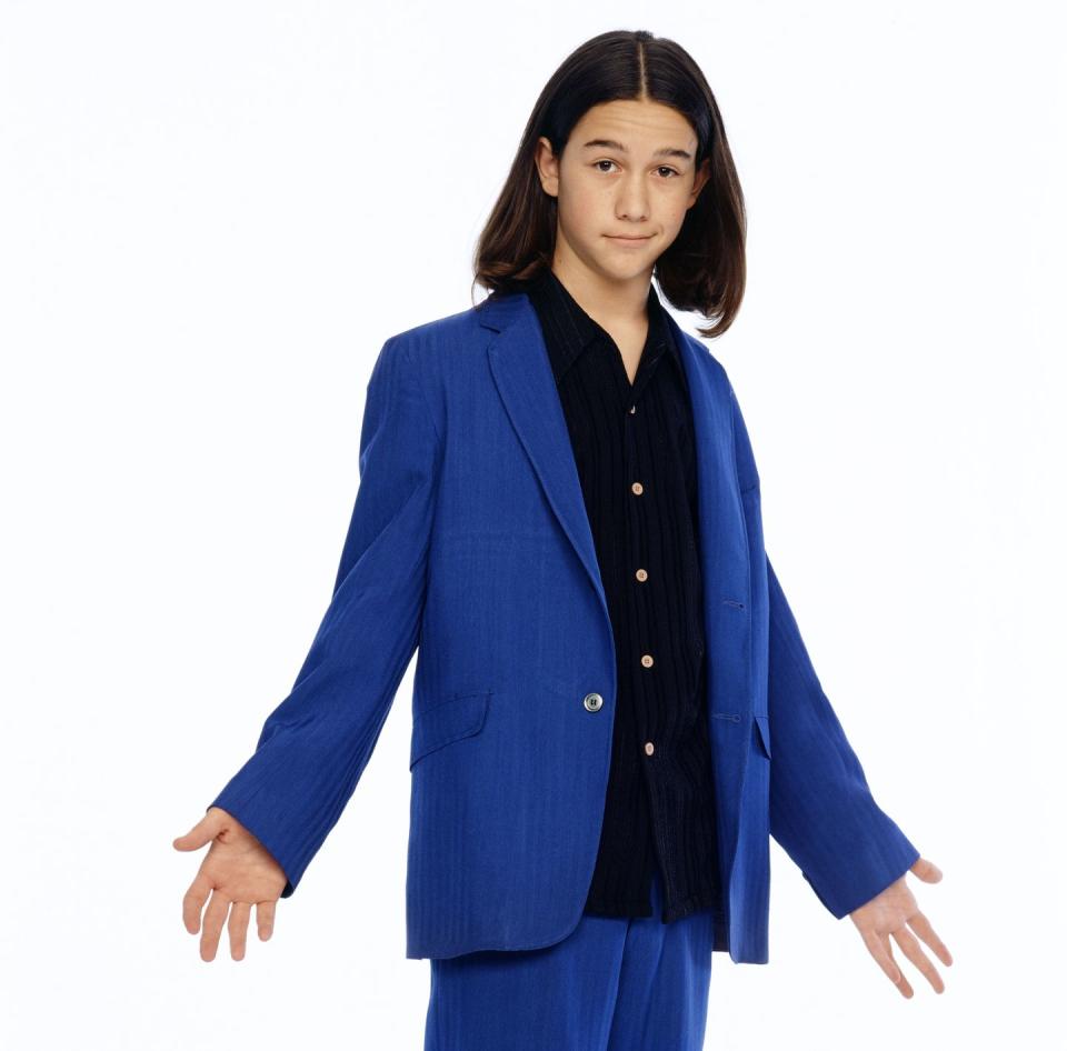 <p>Is there a better artifact from the ’90s than the long hair and center part that JGL rocked on <em>3rd Rock From the Sun</em>? No, kids, there absolutely is not.<br></p>