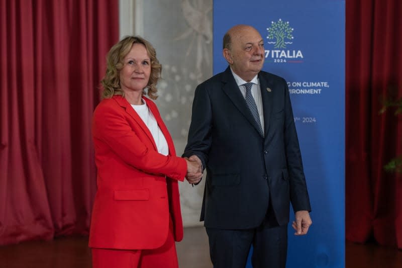 Gilberto Pichetto Fratin, Minister for the Environment and Energy Security of Italy, welcomes Steffi Lemke, German Minister for the Environment, Nature Conservation, Nuclear Safety and Consumer Protection, during the G7 Climate, Energy and Environment Summit in Venaria Reale. Alberto Gandolfo/LaPresse via ZUMA Press/dpa