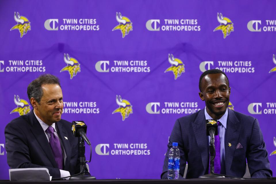 New Minnesota Vikings General Manager Kwesi Adofo-Mensah, right, is introduced at a news conference with Vikings president Mark Wilf