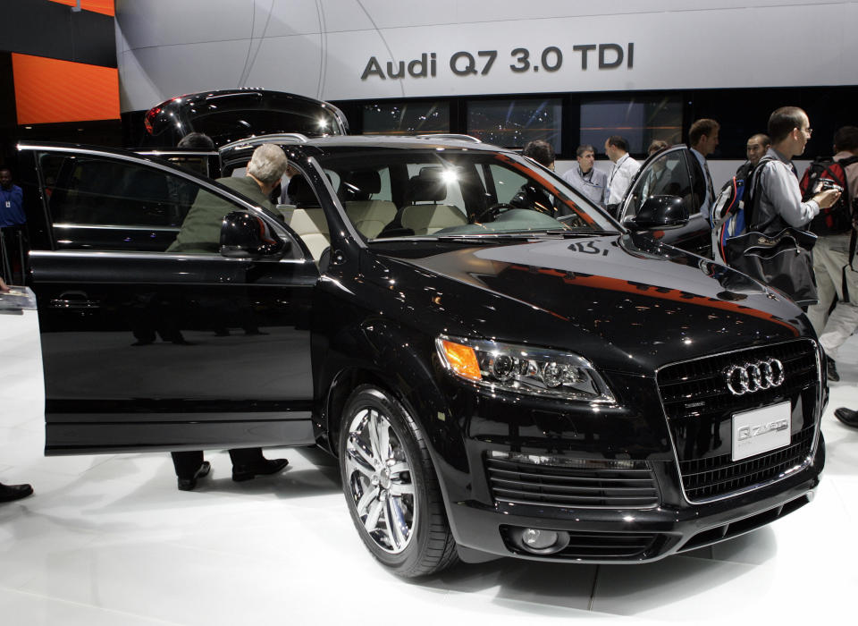 <p>Der Audi Q7 3.0 gilt unter Kritikern als absolute Schleppmaschine – sei es von der Zuglast her, aber auch vom Lagervolumen. Das sind immerhin 2.075 Liter, womit der Q7 nur zehn Liter über dem Kodiaq liegt. (Foto: Getty) </p>