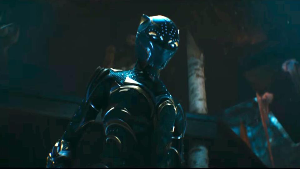 New look at New Black Panther from Black Panther 2 Wakanda Forever trailer. Shuri is Black Panther in Wakanda Forever but M'Baku is king.