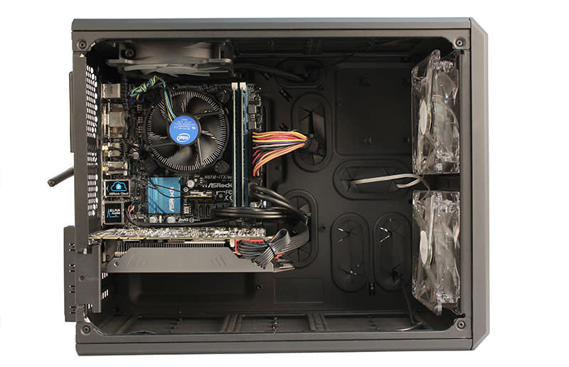 Our review unit of the Tremor came with an ASRock H97M-ITX/AC mini-ITX motherboard. The dual-chamber design also really helps cable management.