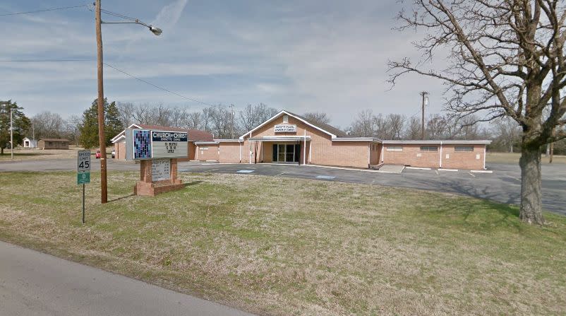 Authorities responded to a shooting at the Burnette Chapel Church of Christ in Antioch, Tenn., on Sunday. (Photo: Google Maps)