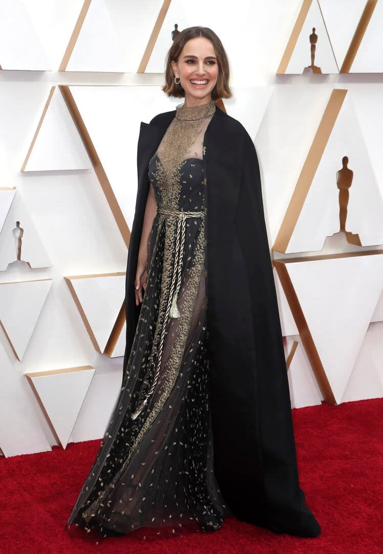 Natalie Portman en la alfombra roja de los Oscar