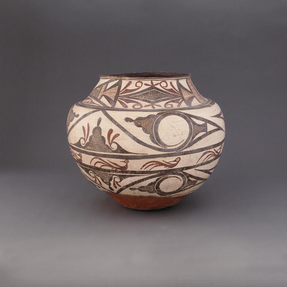 Zuni Pueblo jar, ca. 1865. Promised gift, Perry Collection of Native American Arts.