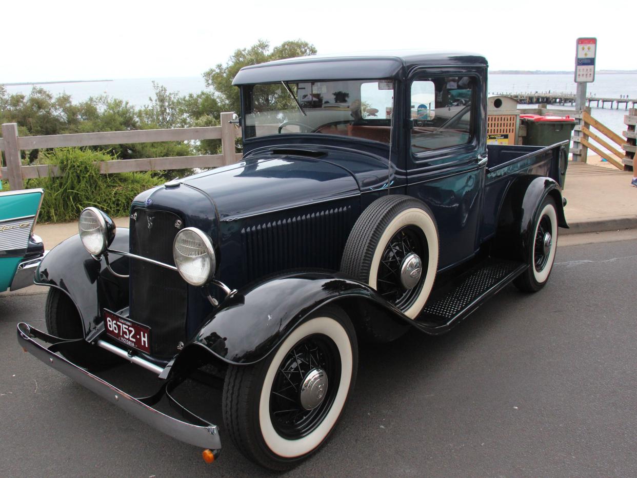 1932 Ford Model 18 Pickup