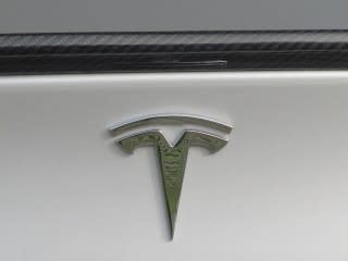 2012 Tesla Model S