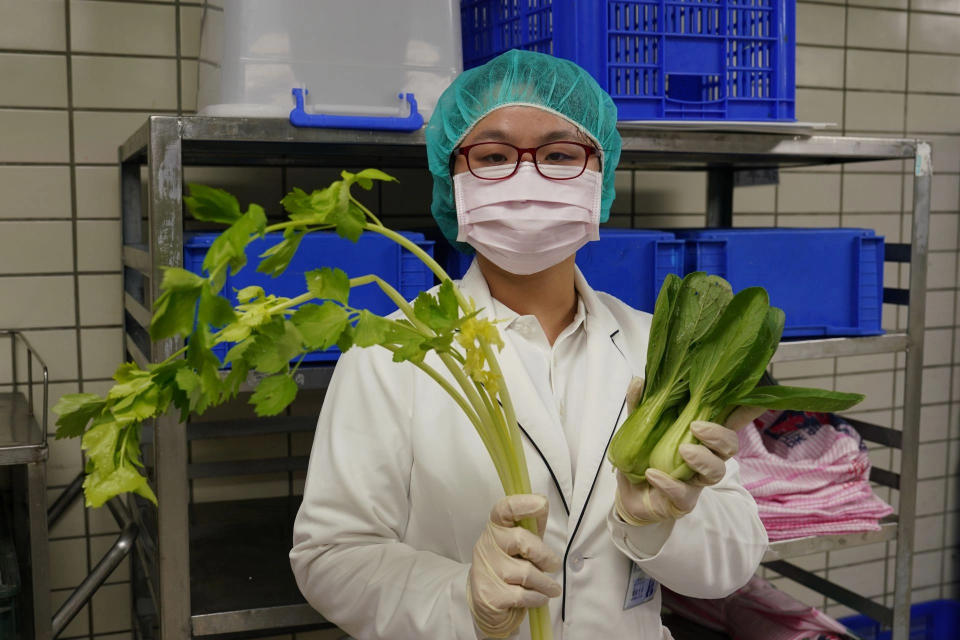 歐陽雯亭營養師建議，過年多吃蔬菜，可讓營養素更均衡且保持好體態。