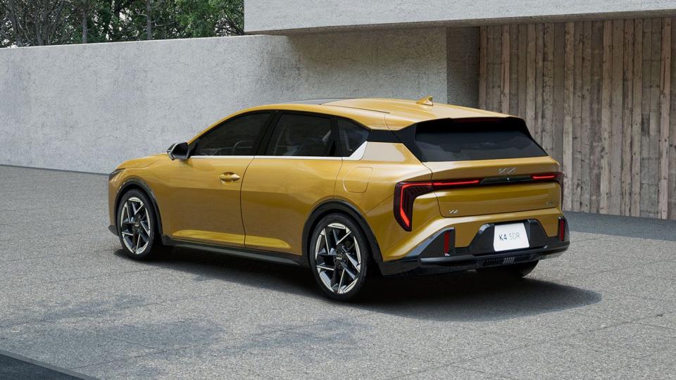 The 2025 Kia K4 Wagon Is Coming to the US photo