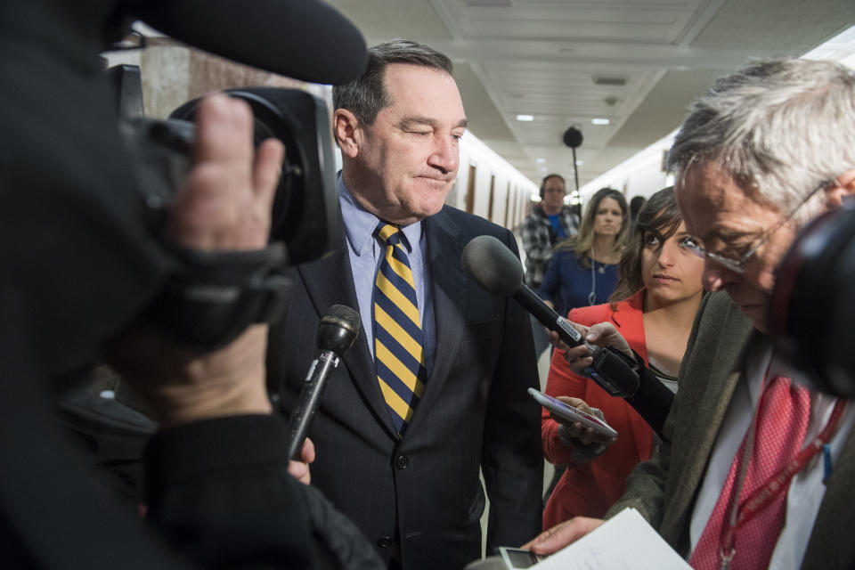 <span class="s1">Sen. Joe Donnelly heads for a bipartisan meeting on immigration in January. (Photo: Tom Williams/CQ Roll Call via Getty Images)</span>