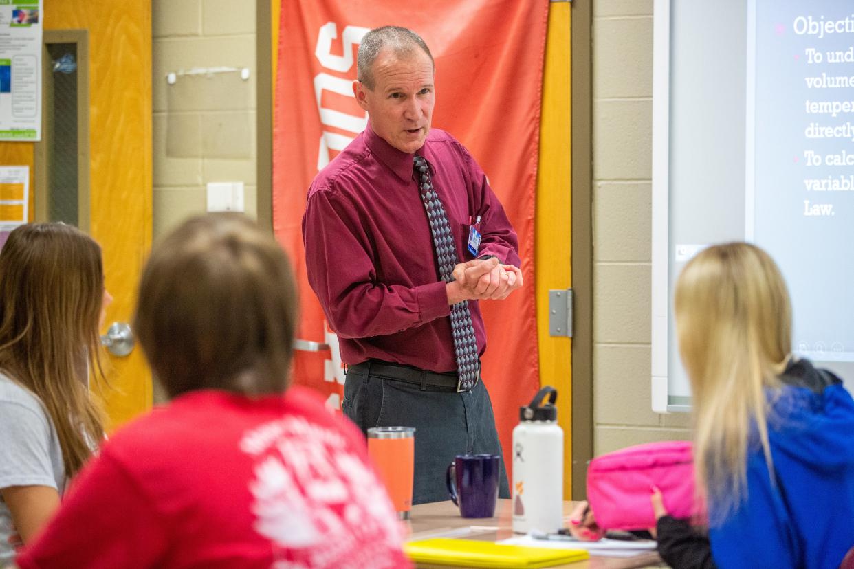 Ed Lee is retiring from teaching after 30 years at Washburn Rural middle and high schools.