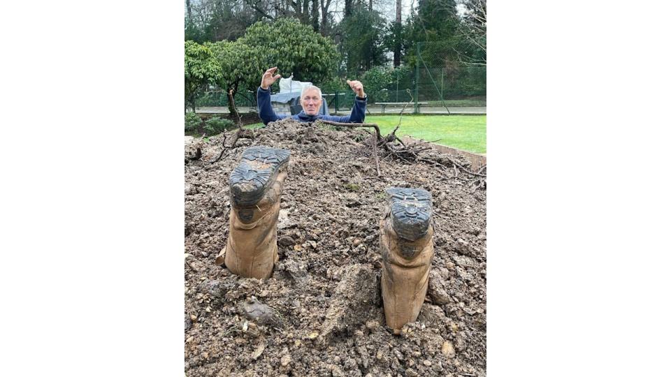 Martin Kemp in the garden at huge home