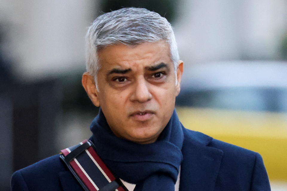 London Mayor Sadiq Khan walks on the day he gives evidence at the COVID-19 Inquiry, in London, Britain, November 27, 2023. REUTERS/Belinda Jiao