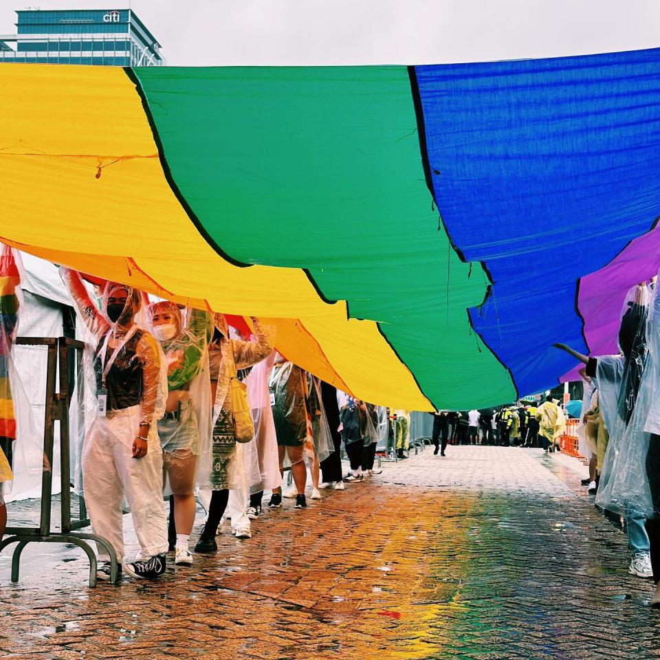 民調顯示越年輕的世代越敢自我認同為LQBTQ。   圖:翻攝自彩虹平權大平台臉書專頁