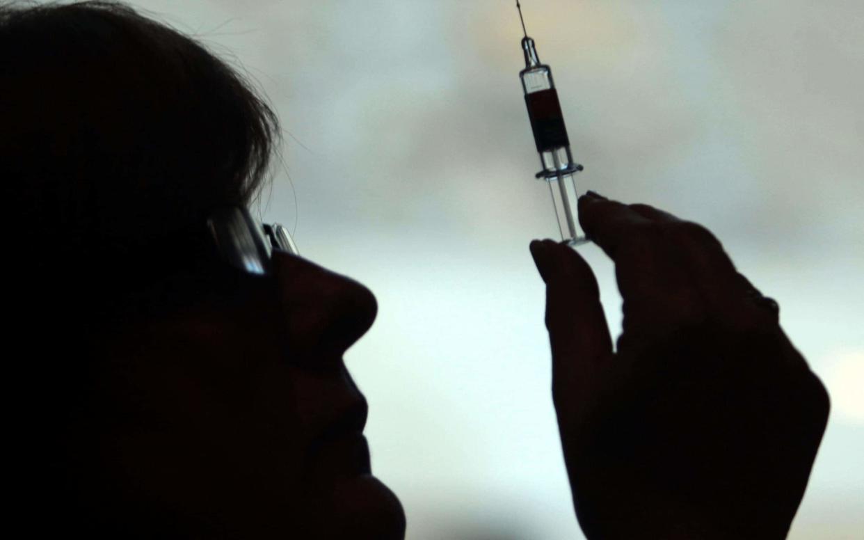 Students living on campus will be given the meningitis B vaccine  - PA