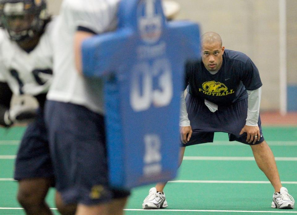 New Notre Dame coach Marcus Freeman was hired as linebackers coach at Kent State in 2011.