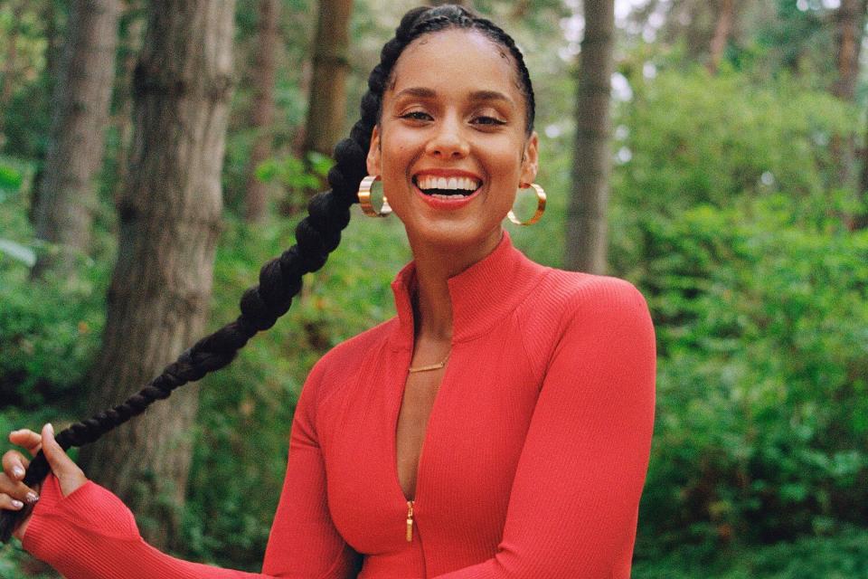 Alicia Keys Debuts New Athleta Holiday Collection 'Wear Things That