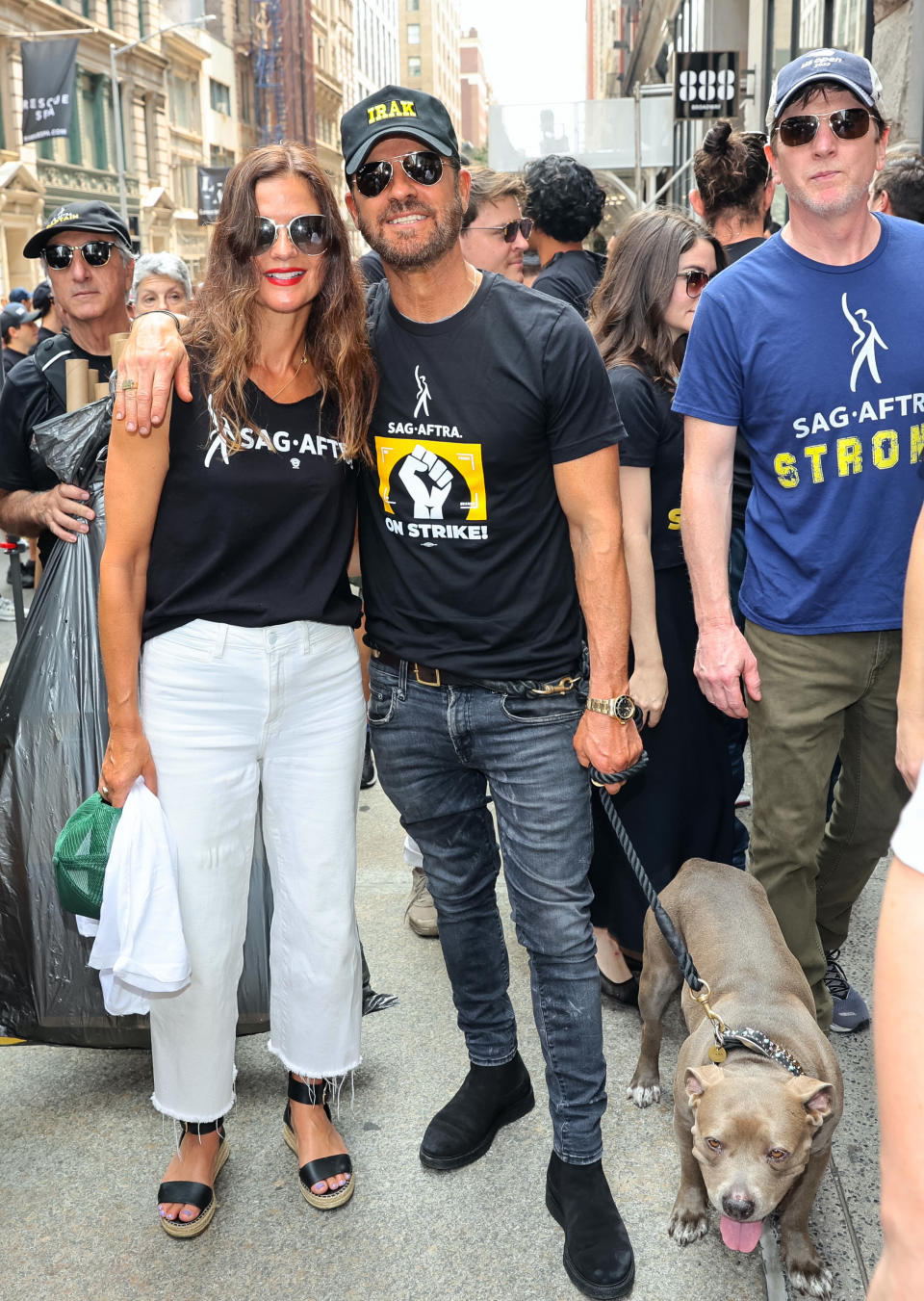 Jill Hennessy and Justin Theroux in New York City. (Photo by Jose Perez/Bauer-Griffin/GC Images)