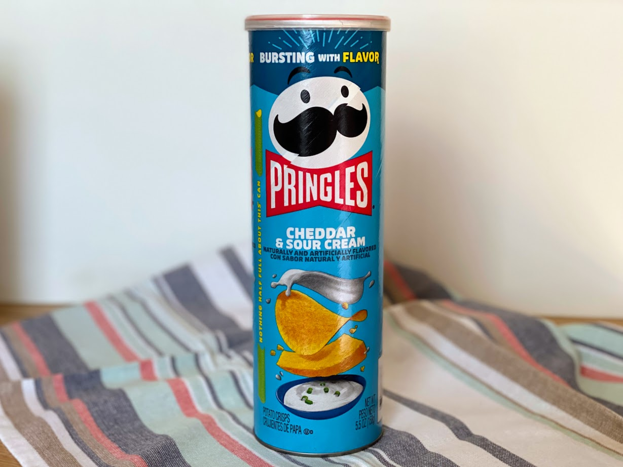 Pringles cheddar and sour cream
