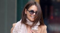 <p>Like you, Katie Holmes can't resist a good holiday coffee cup.</p>