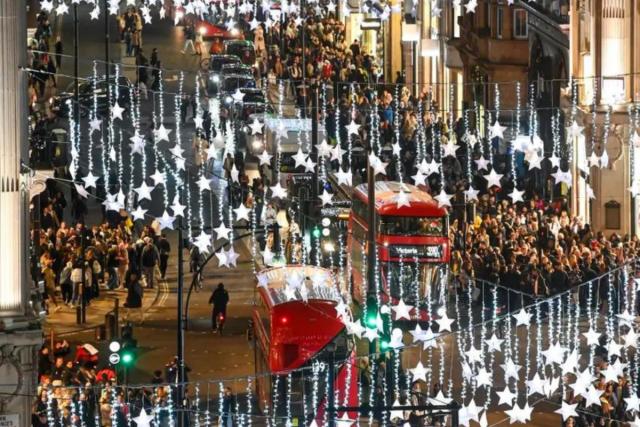 Oxford Street Christmas lights switch on to go ahead despite Storm Ciaran