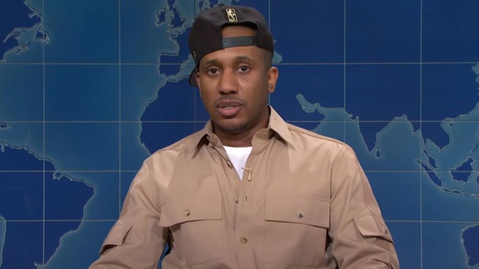 Chris Redd talking on Weekend Update.