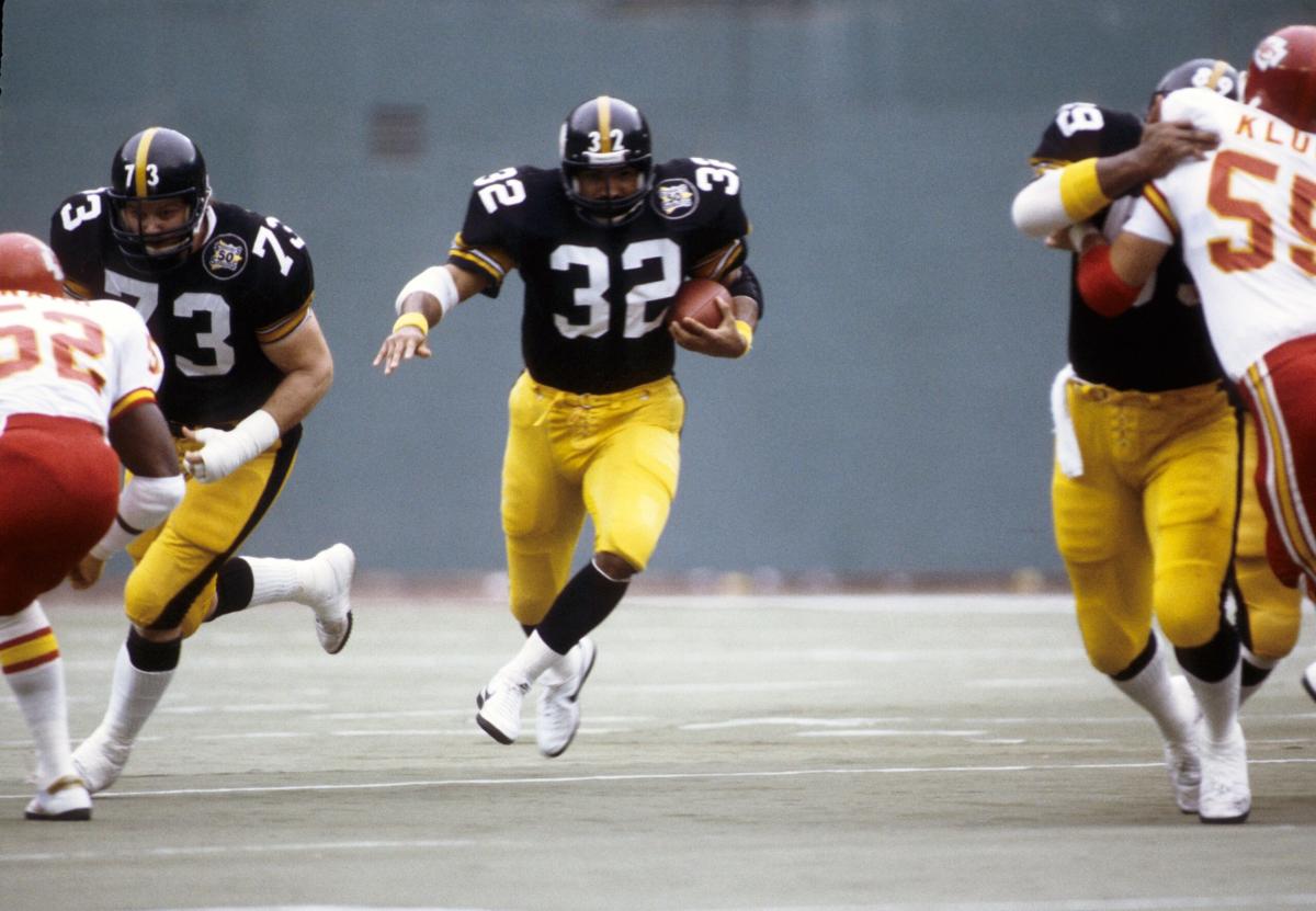 Steelers football, Team unveils Harris' retired No. 32 jersey inside  Acrisure Stadium, Sports